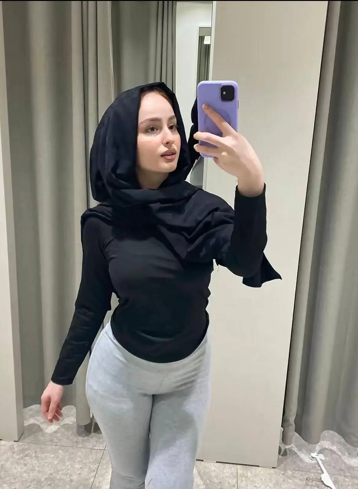 Dilek - Ataşehir Escort