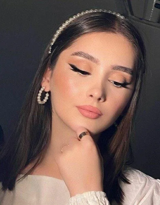 Ceren - Ataşehir Escort