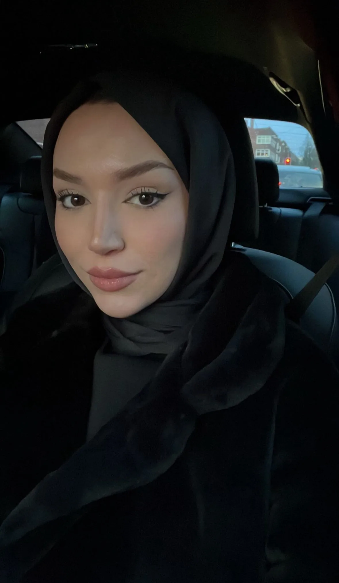 Bade - Ataşehir Escort