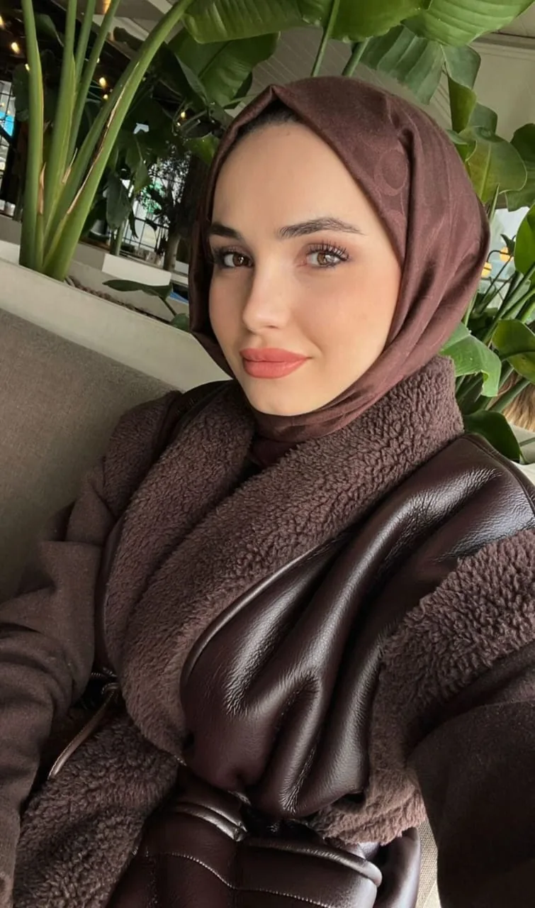 Çağla - Ataşehir Escort