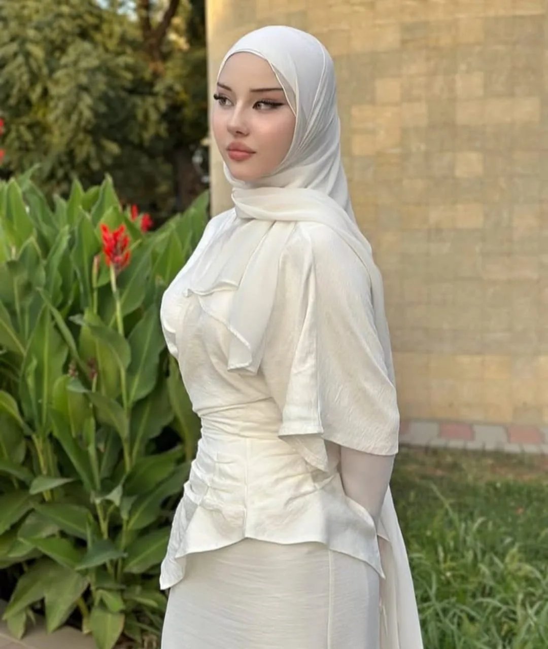 Defne - Aşikveysel, Ataşehir Escort
