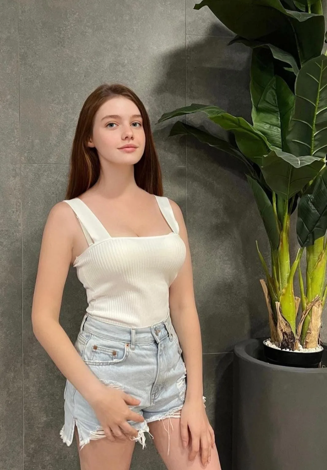 Oya - Ataşehir Escort